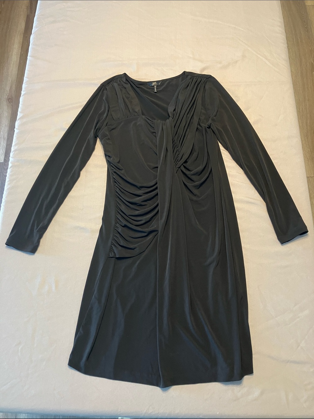 Daisy Fuentes Black Long-Sleeve Ruched Draped Dress